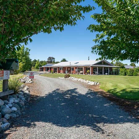 Ostello Bob & Maxines Backpackers Te Anau Esterno foto