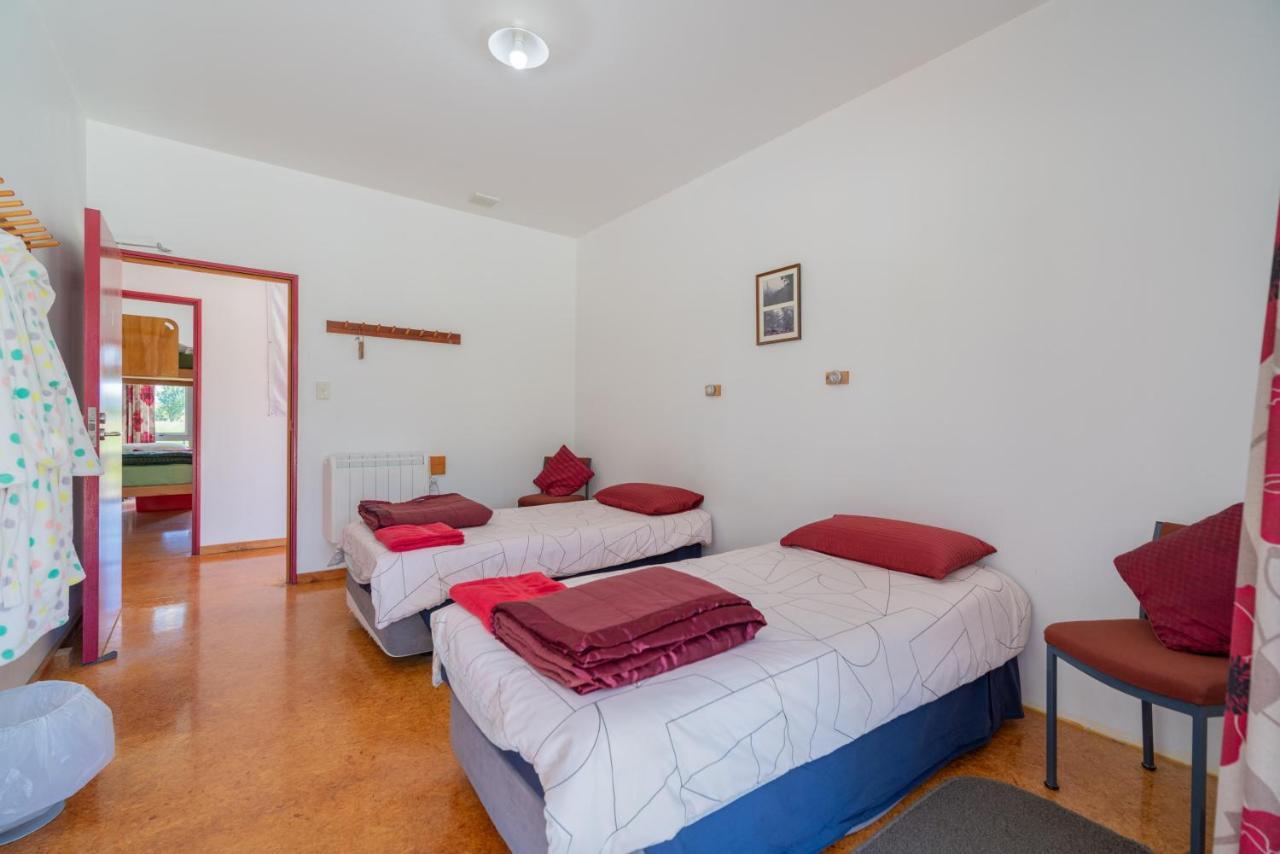 Ostello Bob & Maxines Backpackers Te Anau Esterno foto