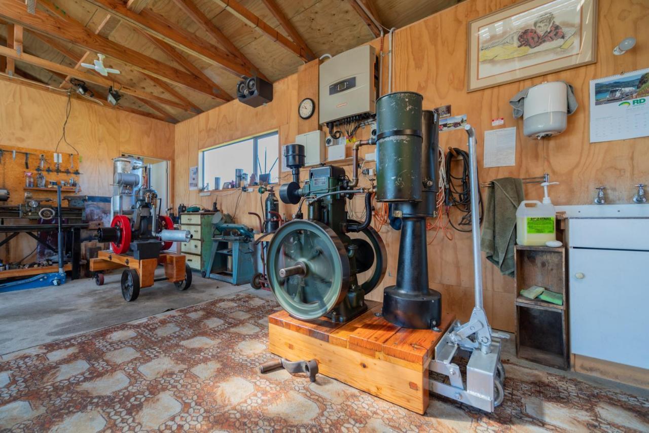 Ostello Bob & Maxines Backpackers Te Anau Esterno foto